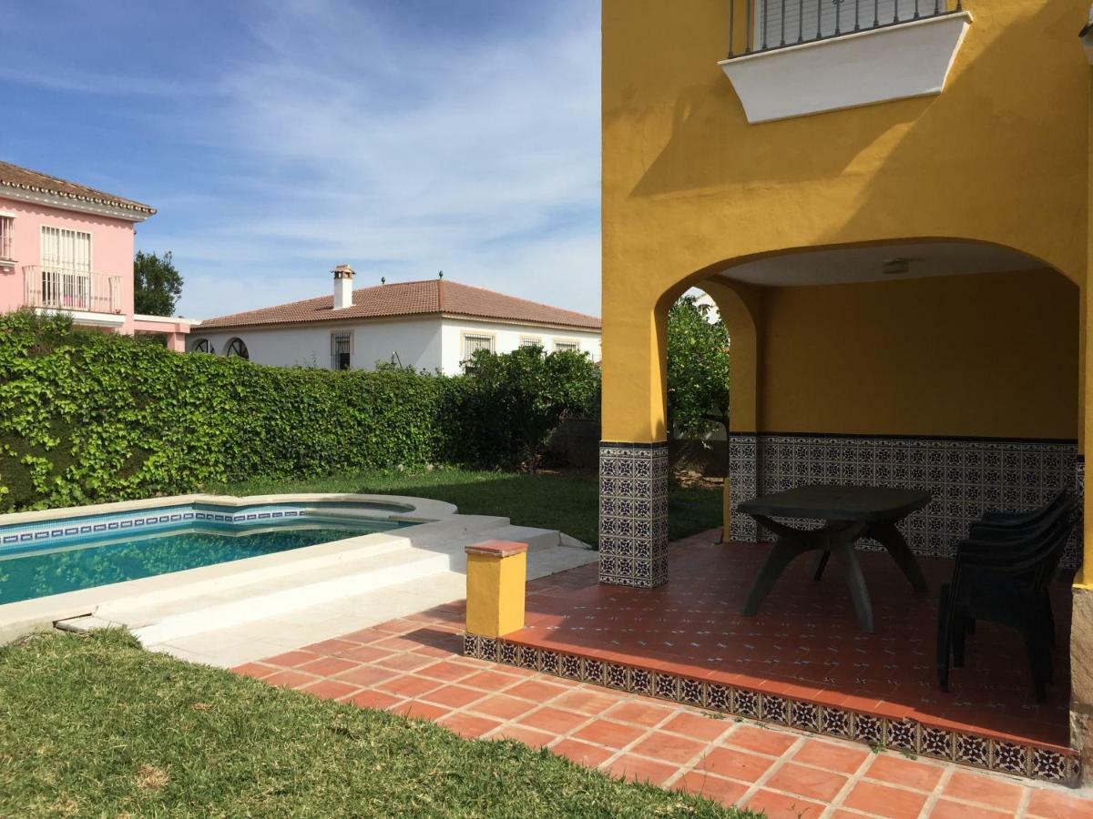 Chalet Con Barbacoa, Chimenea Y Piscina En Alhaurin De La Torre "No Emitimos Factura" Kültér fotó