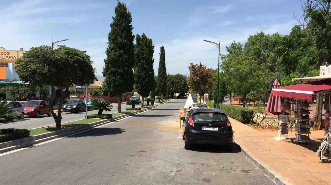 Chalet Con Barbacoa, Chimenea Y Piscina En Alhaurin De La Torre "No Emitimos Factura" Kültér fotó